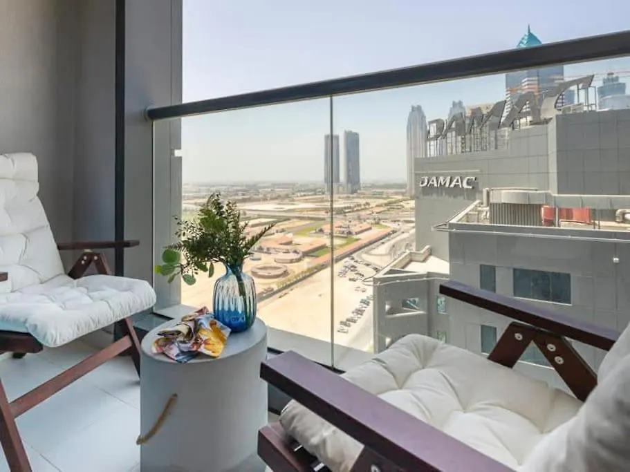 Frank Porter - Executive Bay Dubai